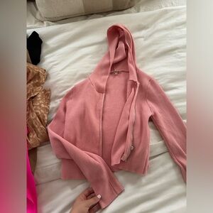 Hooded/cropped sweater